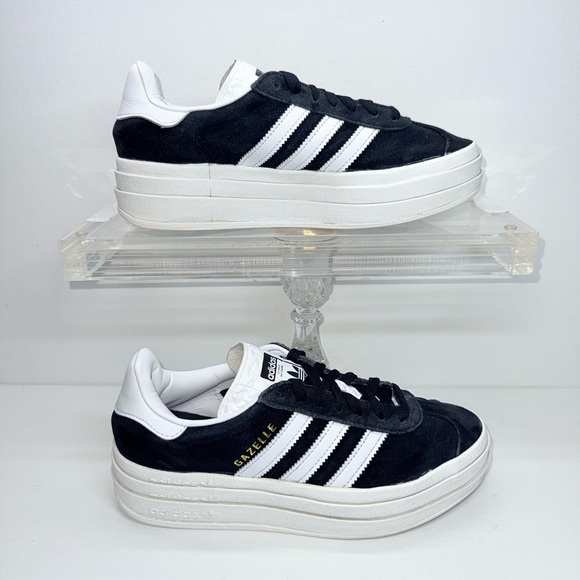 ADIDAS GAZELLE SUEDE BLACK/WHITE - Picture 1 of 8